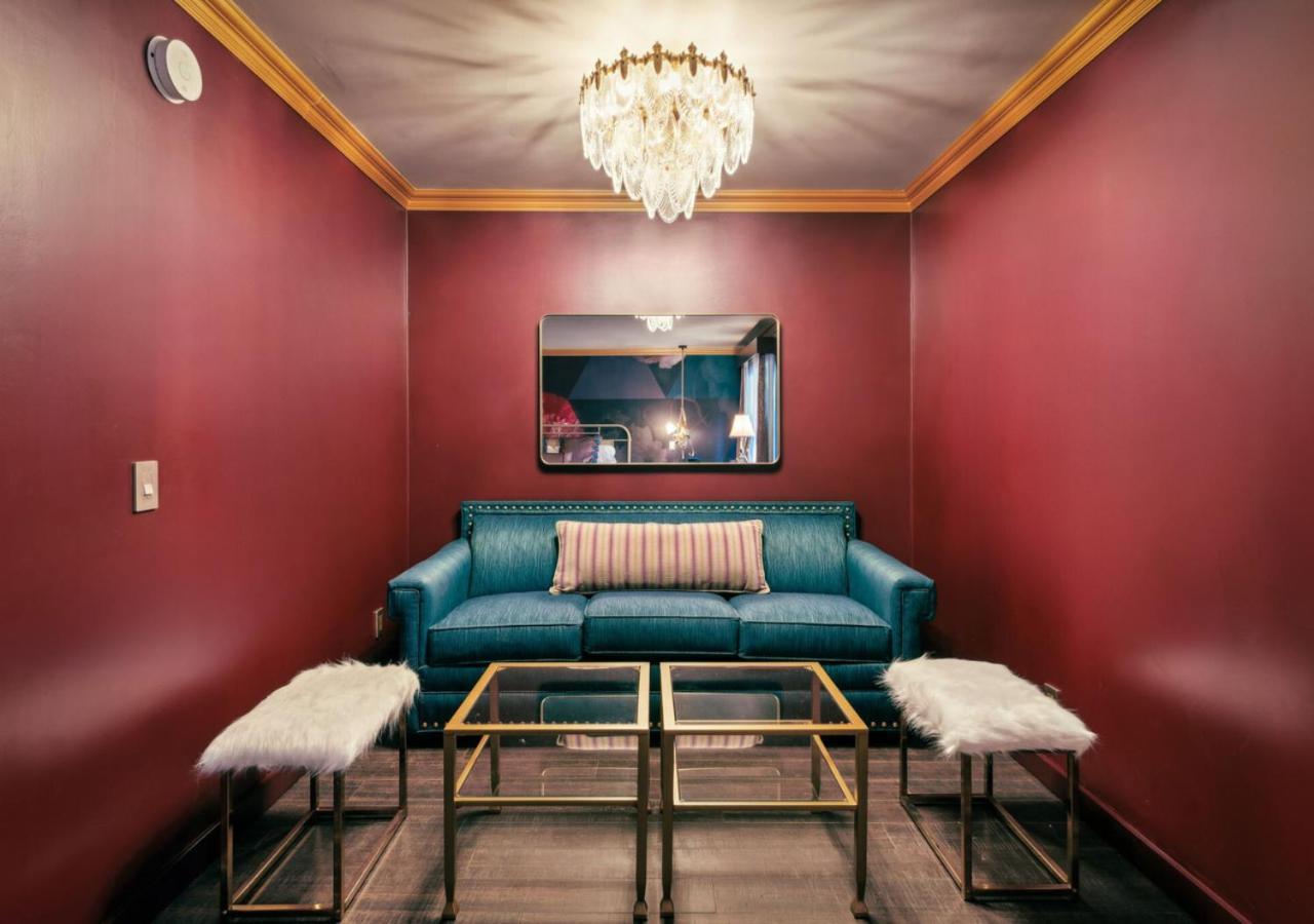 The Fainting Couch Boutique Hotel Cobb Exterior photo